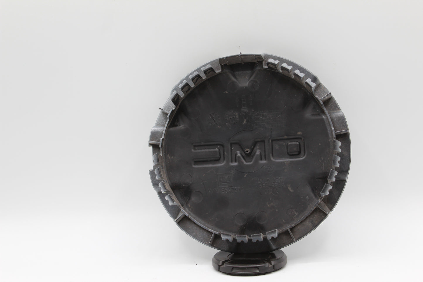 2010-2012 GMC TERRAIN WHEEL CENTER CAP HUB COVER OEM 9597570