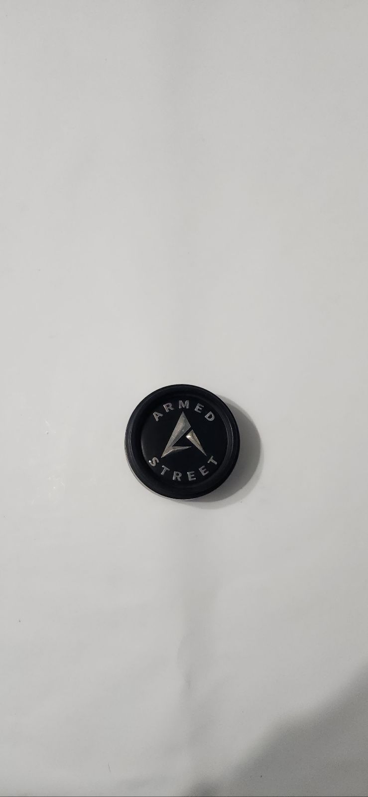 Armed Street hub center cap #C-636 (nos 1)