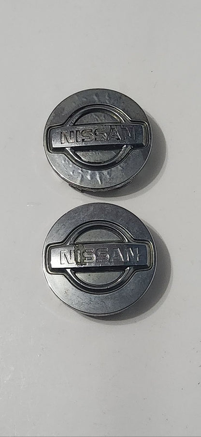 Nissan OEM center caps 40343-5p210 lot of 2