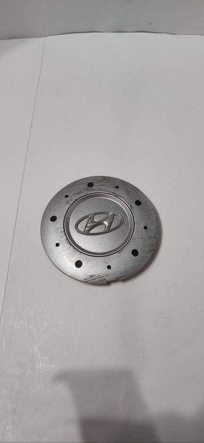 52960 2C600 03 04 Hyundai Tiburon Silver Painted Center Cap 6 1/4 inch