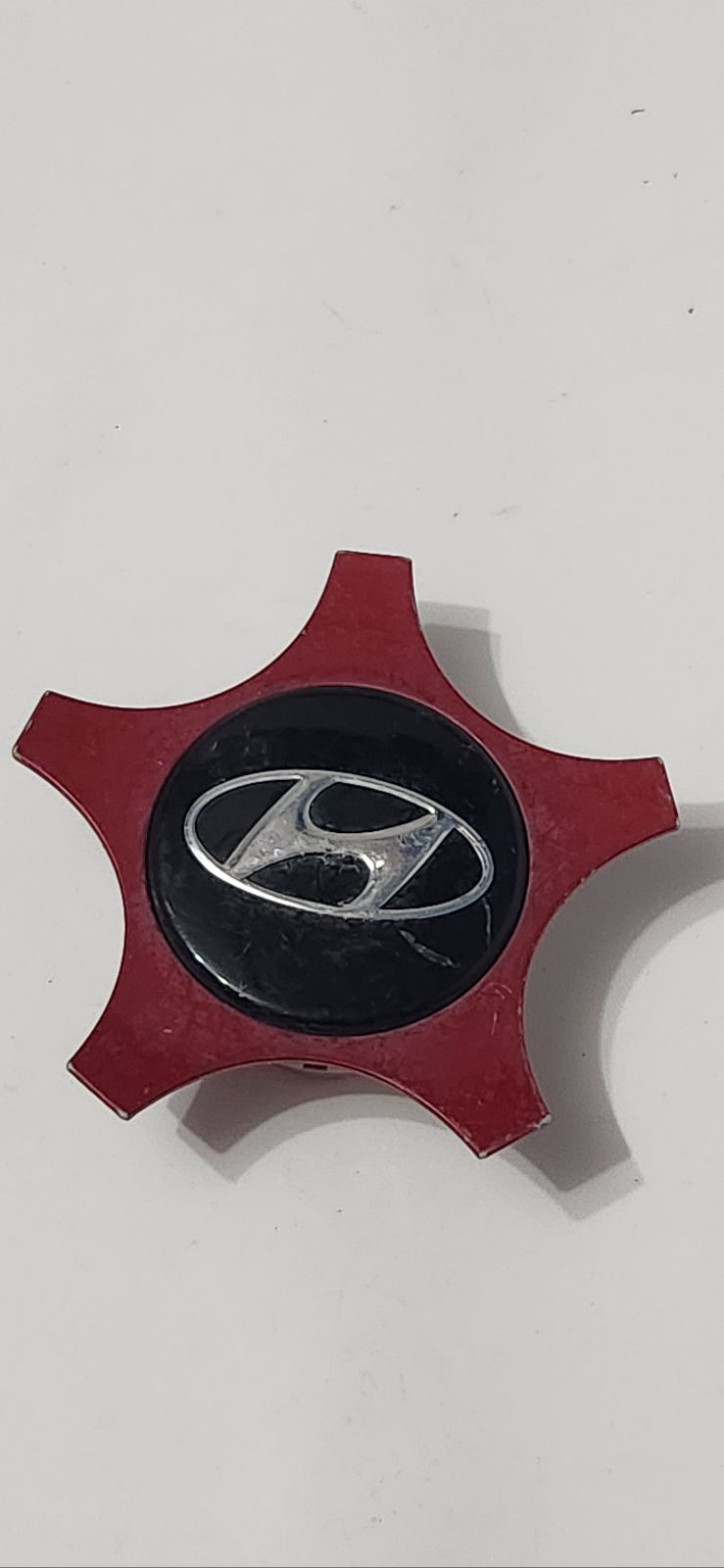 Hyundai Veloster 52960-2V000 OEM Center Wheel Hub Cap Rim Cover Star 70813 RED