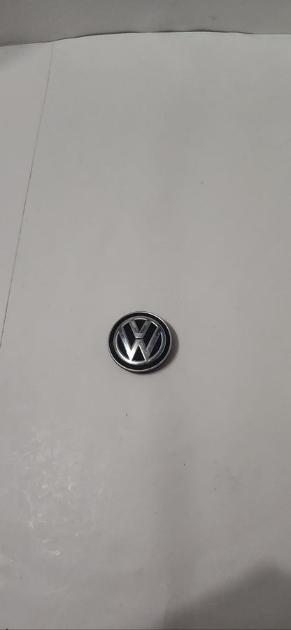 VOLKSWAGEN POLO MK6 ALLOY WHEEL CENTRE CAP X1