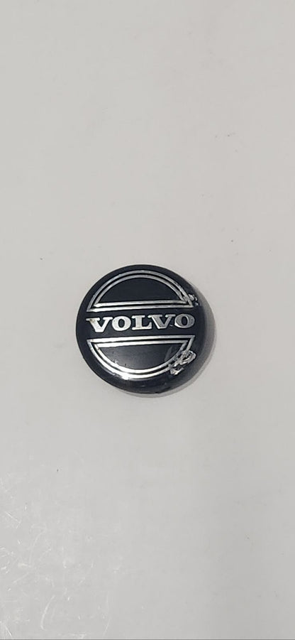 VOLVO WHEEL OEM CENTER CAP # 3546923 USED