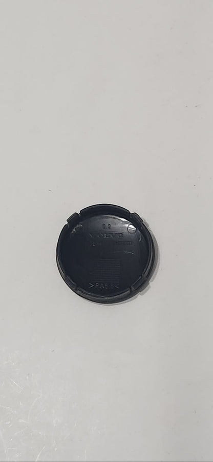 VOLVO WHEEL OEM CENTER CAP # 3546923 USED